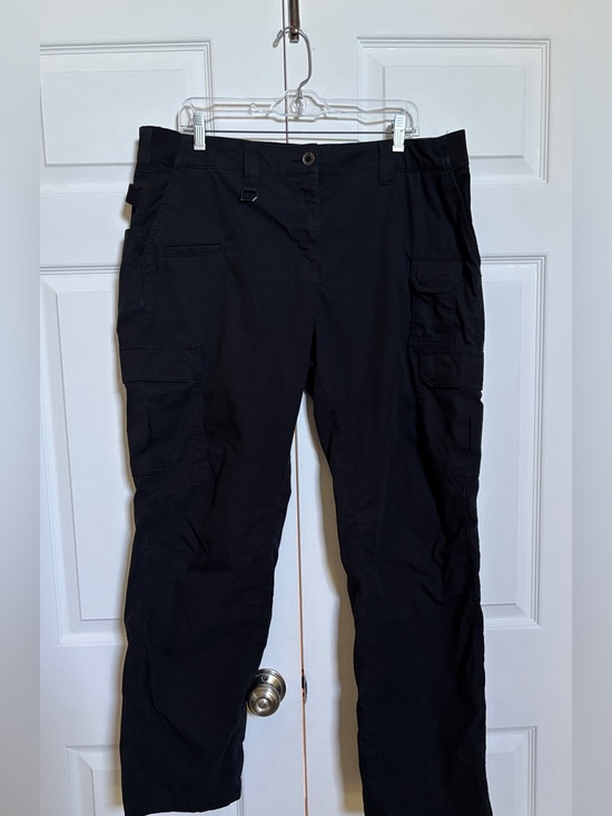 5.11 Tactical Pants - 5.11 Tactical Women’s Size 16 Regular Black Cargo Utility Pants Straight Leg